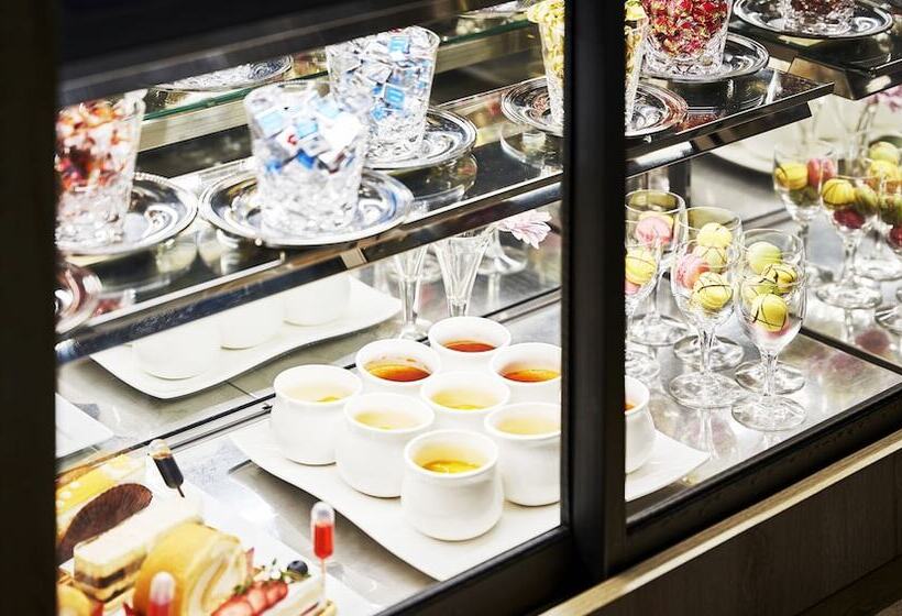 Garden Terrace Saga Hotel & Resorts