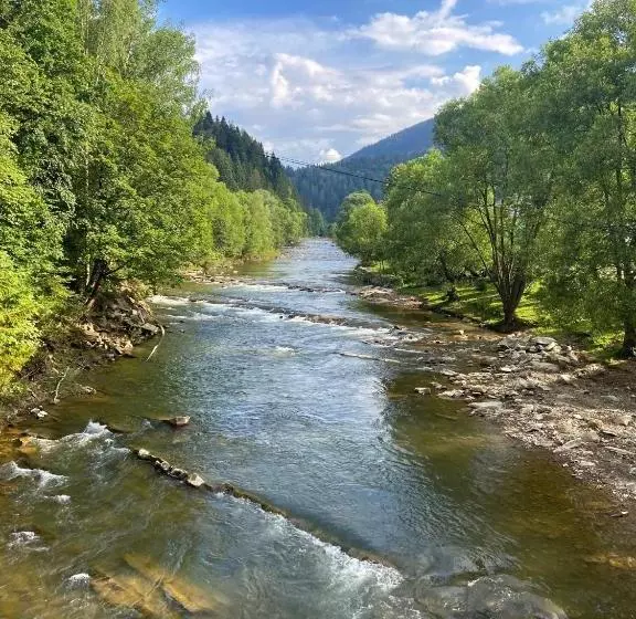 Majatalo Nad Prutom Apartment