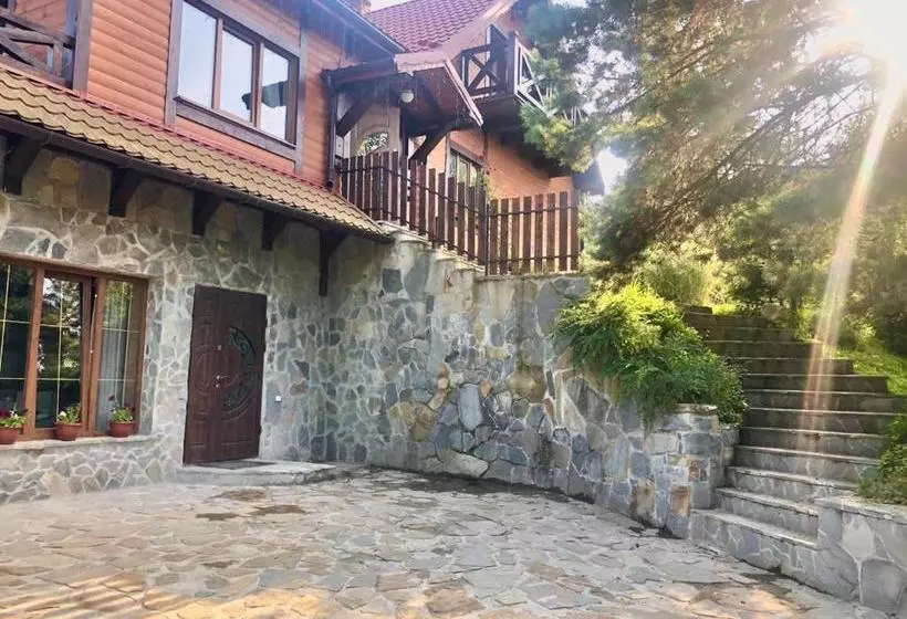 Majatalo Nad Prutom Apartment