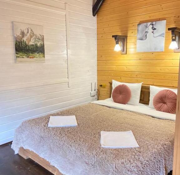 פנסיון Nad Prutom Apartment