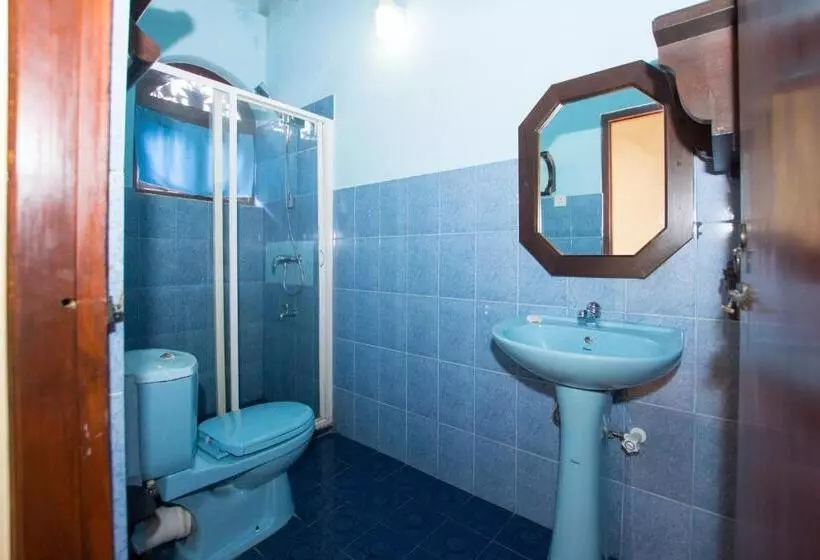 ユースホステル Dhammika