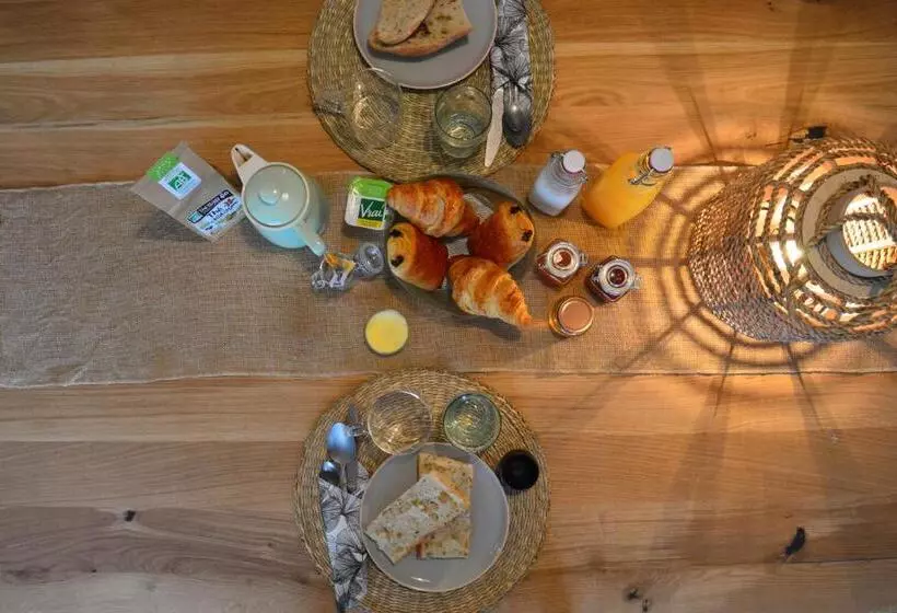 Aamiaismajoitus (B&B) Les Petites Maisons