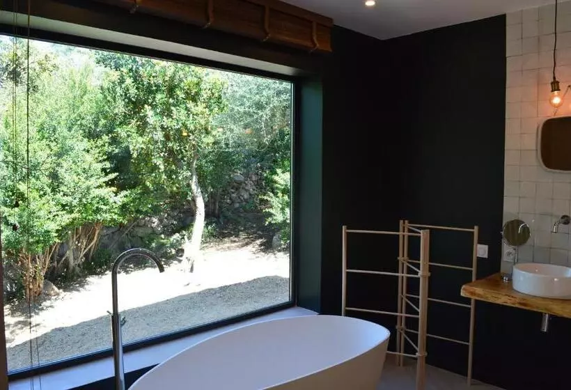 Aamiaismajoitus (B&B) Les Petites Maisons