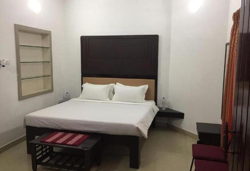 Hotel The French Villa Elite