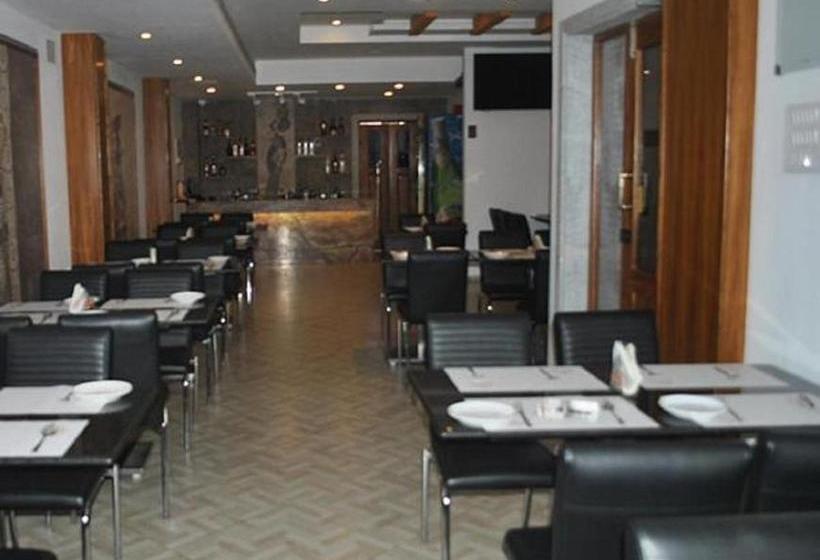 Hotel The French Villa Elite