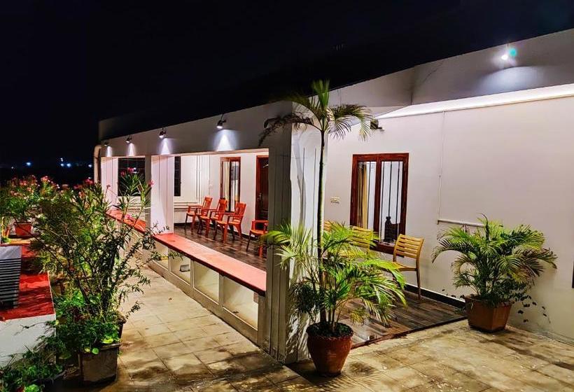 Hotel The French Villa Elite