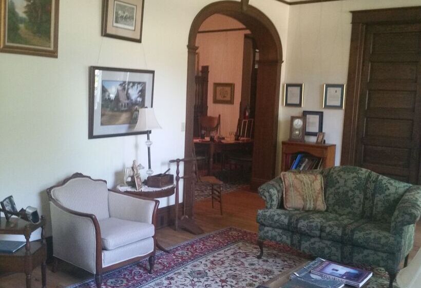 Spahn House Bed And Breakfast