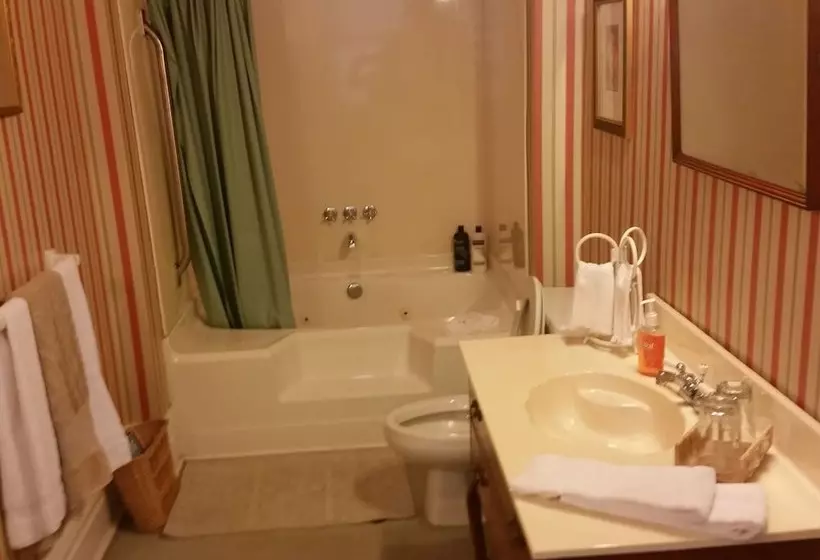 Spahn House Bed And Breakfast