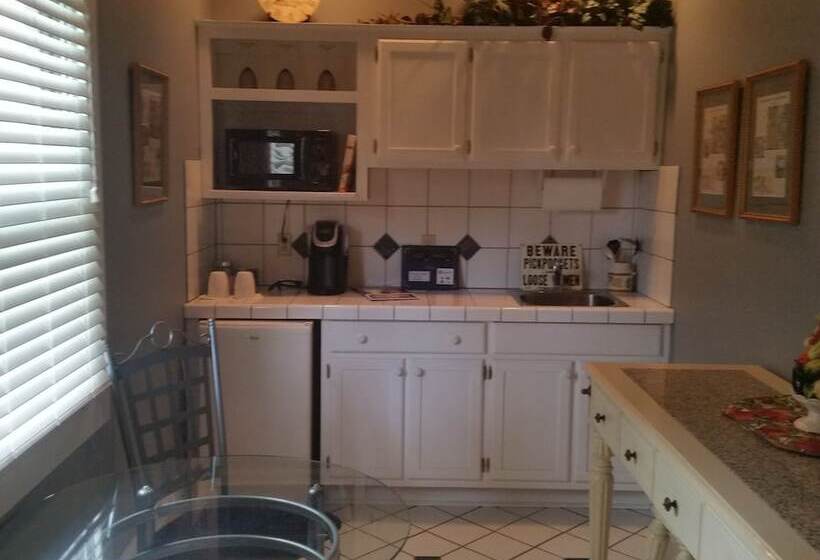 Spahn House Bed And Breakfast