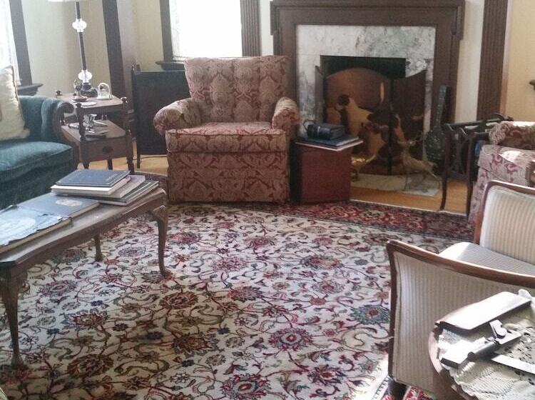 Spahn House Bed And Breakfast