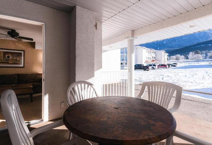 Mountain View Resort And Suites At Fairmont Hot Springs