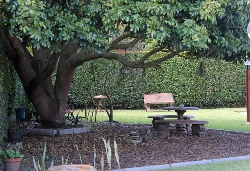 Majatalo Haven On Hoopoe