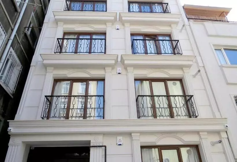 Istanberry  Paradise Apartments
