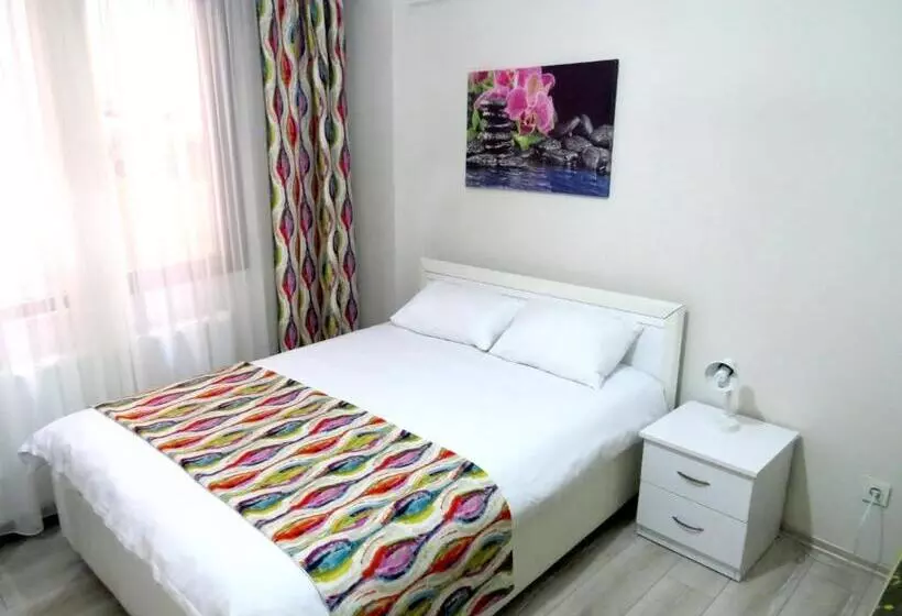 Istanberry  Paradise Apartments