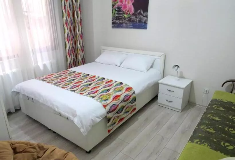 Istanberry  Paradise Apartments