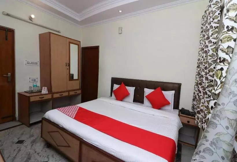 Oyo 6073 Hotel K M B