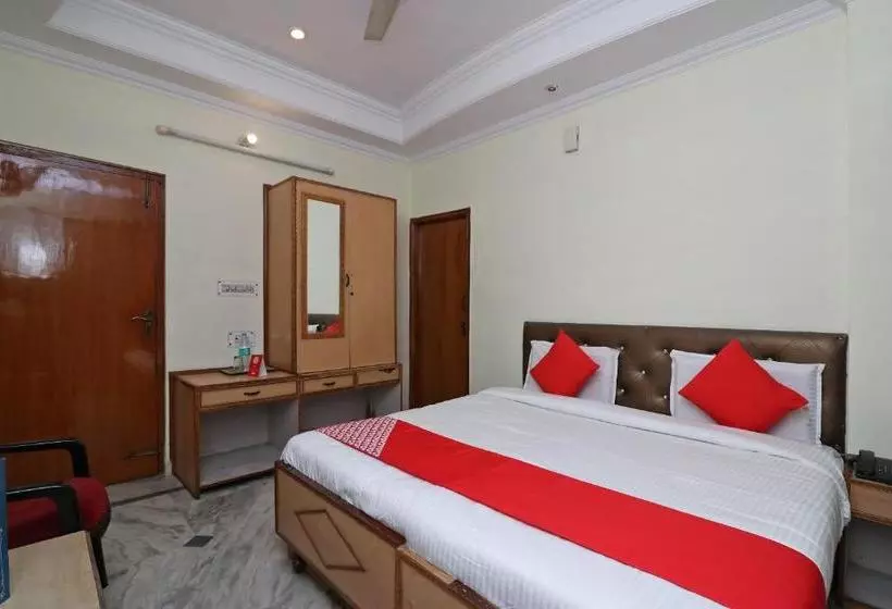 Oyo 6073 Hotel K M B