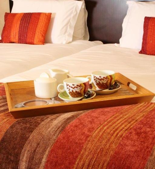 펜션 Die Geel Huis Guesthouse