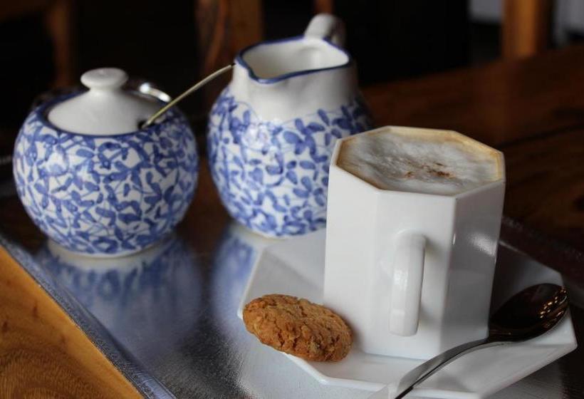 펜션 Die Geel Huis Guesthouse