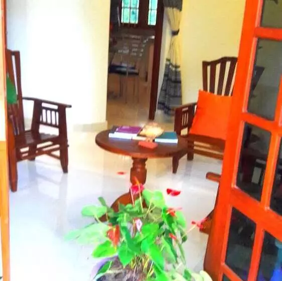 Majatalo Fresh Air Villa Guest House