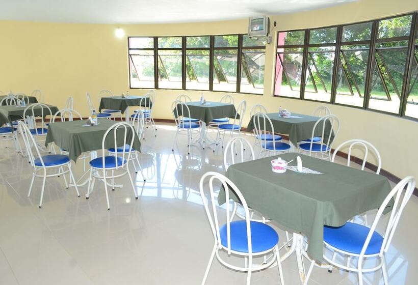 پانسیون Pousada Das Falésias