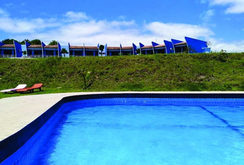 پانسیون Pousada Das Falésias