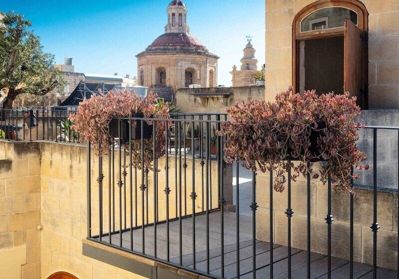 پانسیون The 3cities Auberge