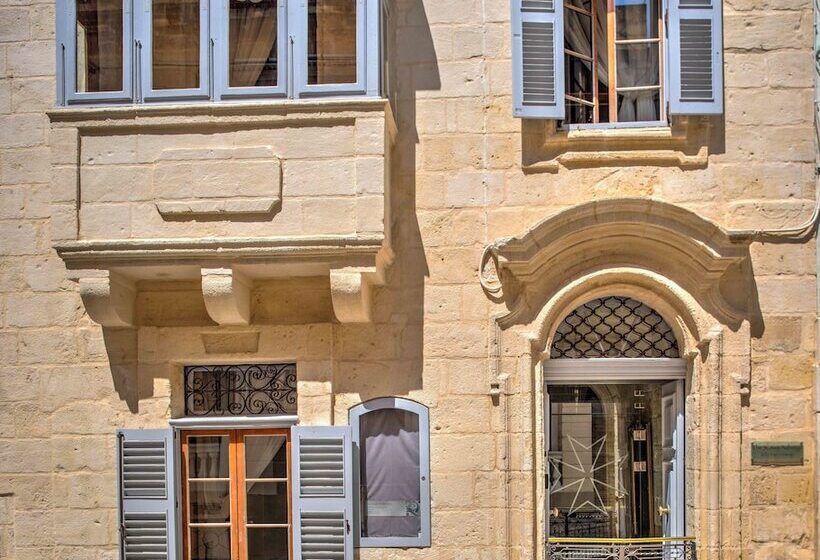 پانسیون The 3cities Auberge