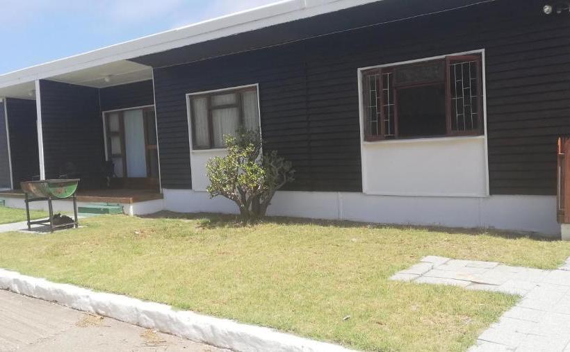 Общежитие Eden Country Inn