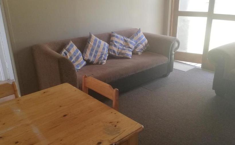 Общежитие Eden Country Inn