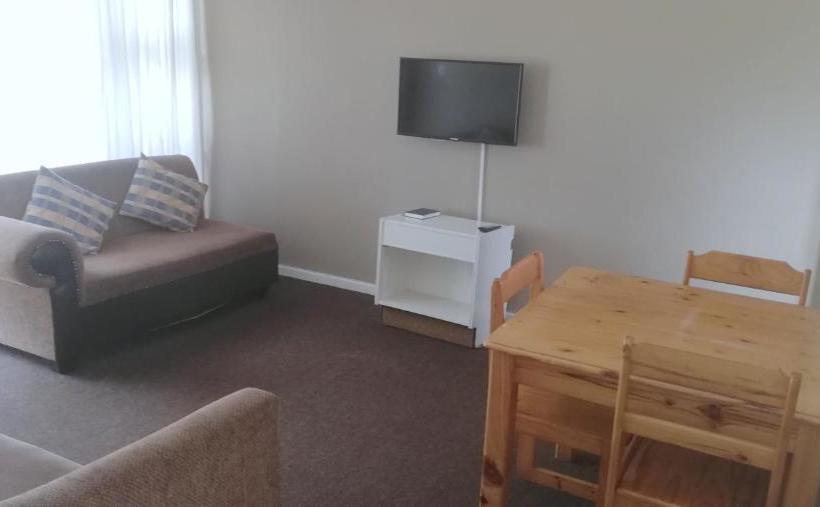 Общежитие Eden Country Inn