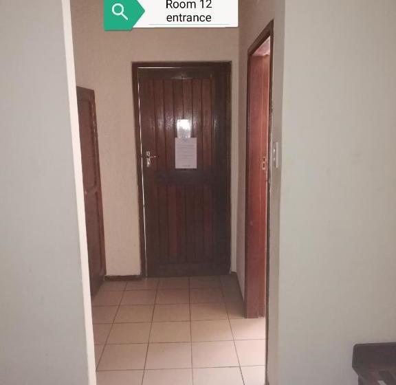 Общежитие Eden Country Inn