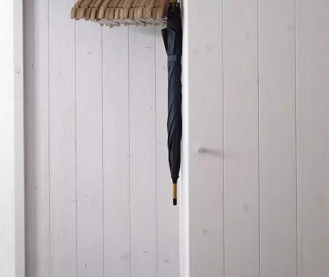 ベッドアンドブレックファースト 1477 Reichhalter