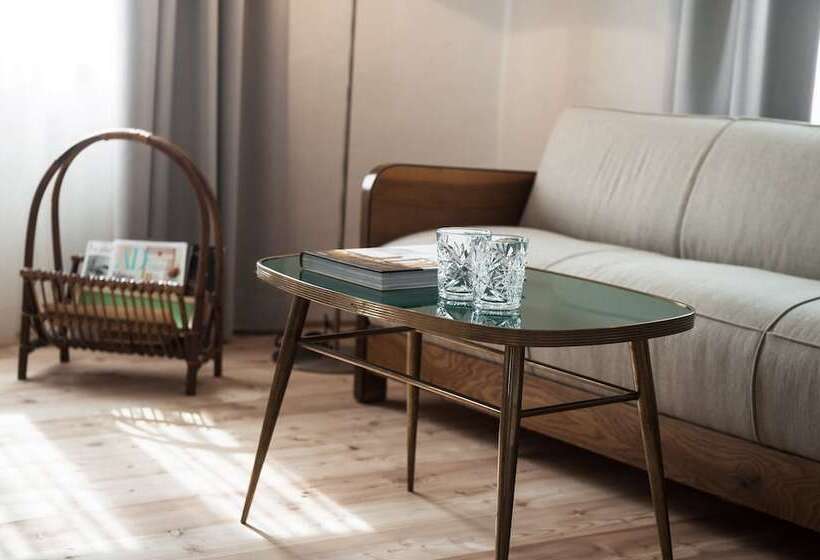 Bed and Breakfast 1477 Reichhalter