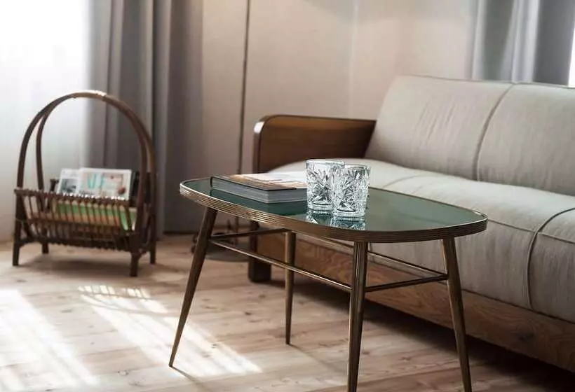 ベッドアンドブレックファースト 1477 Reichhalter