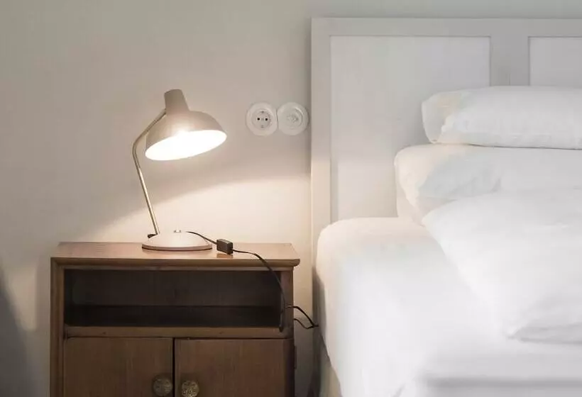 ベッドアンドブレックファースト 1477 Reichhalter