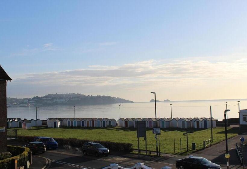 تختخواب و صبحانه Bayside