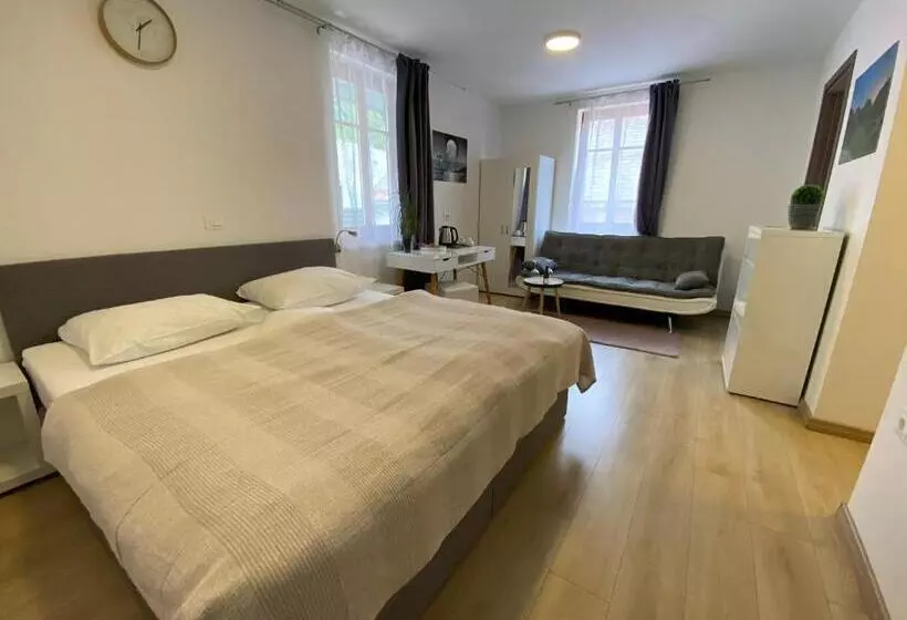 Aamiaismajoitus (B&B) Gostisce Sovdat