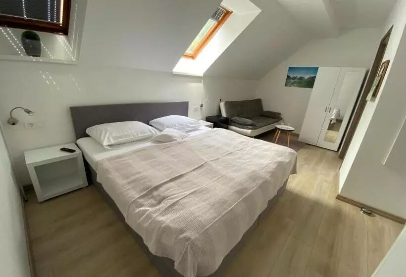 Aamiaismajoitus (B&B) Gostisce Sovdat