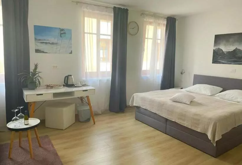 Aamiaismajoitus (B&B) Gostisce Sovdat