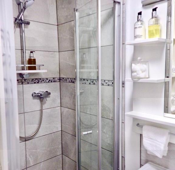 مبيت وإفطار Merton Villa