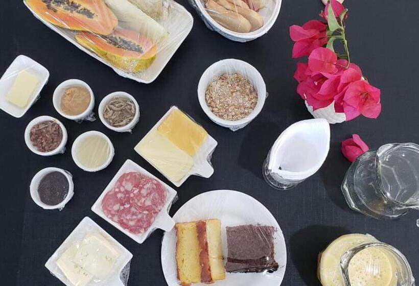 膳宿费 Feliccità Pousada