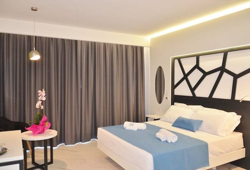 ベッドアンドブレックファースト Centurio Luxury Rooms