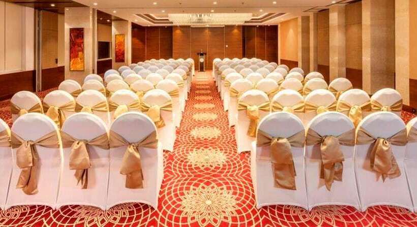 Lemon Tree Hotel Lucknow