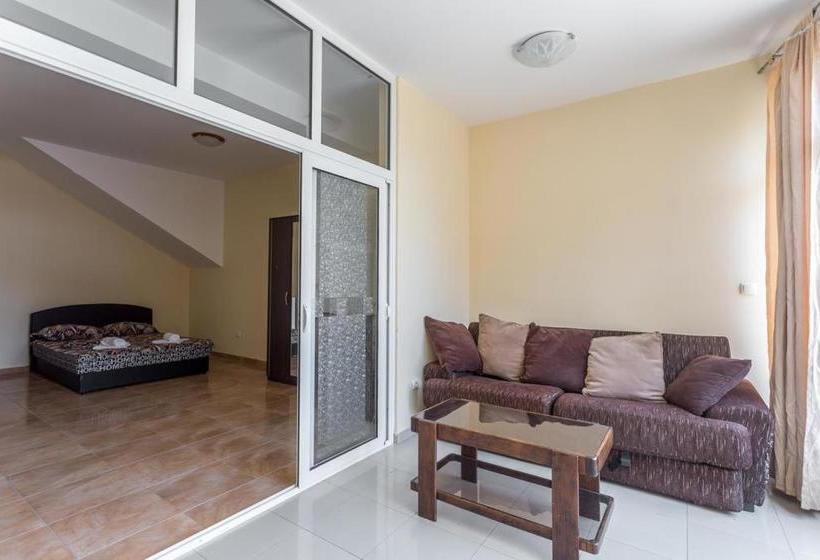 پانسیون City Center Apartment