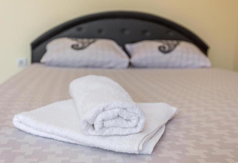 پانسیون City Center Apartment