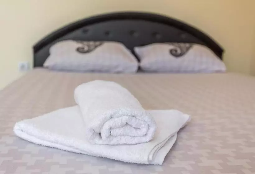 پانسیون City Center Apartment