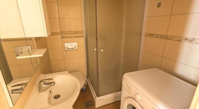 پانسیون City Center Apartment