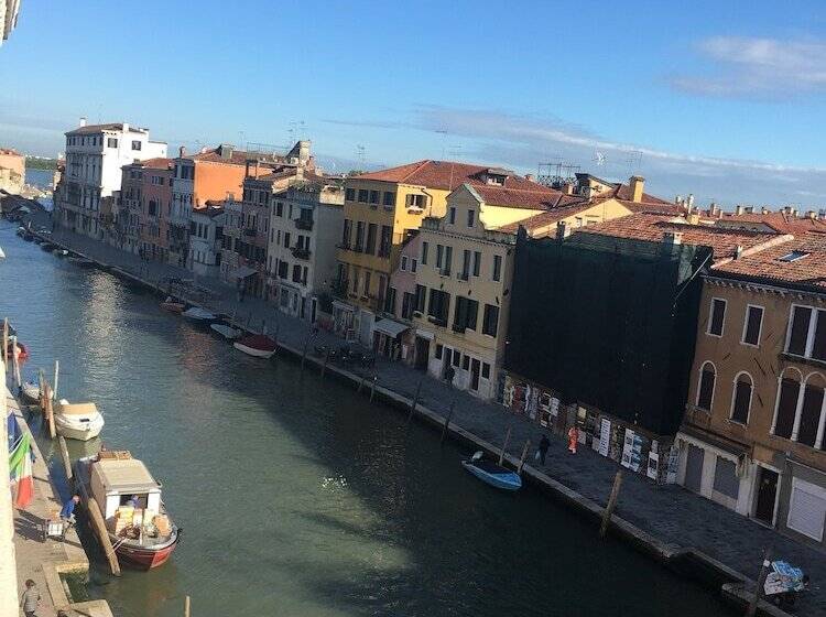 هتل Ca  Bonfadini Historic Experience