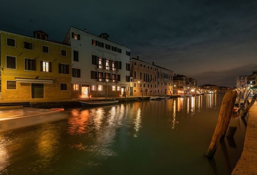 هتل Ca  Bonfadini Historic Experience